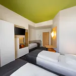 Hotel B&B Hotel Weimar 3*