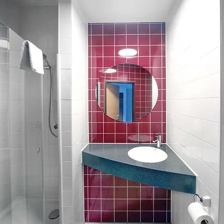 Отель B&B Hotel Weimar