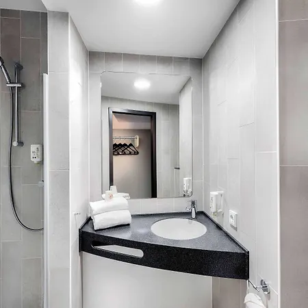 B&B Hotel Weimar Ξενοδοχείο 3*