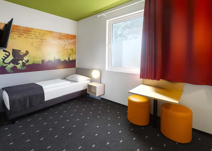 Hotel B&B Hotel Weimar 3*